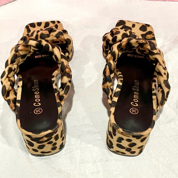 🛍️COMESHUN Womens leopard print heeled open Square Toe slides size5 1/2 (36)NEW - Picture 4 of 9